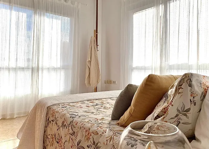 Confortable Apartamento En Pueblo Costero